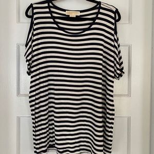 2/$15 💫 Michael Kors Top